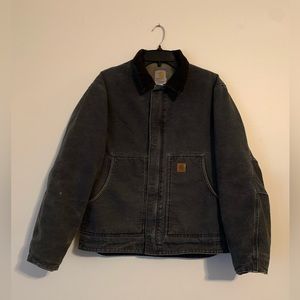 Carhartt Men’s Jacket ~ Used In Great Condition ~ Men’s Sz Med Reg